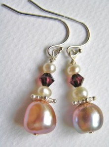 Lähikuva korvakoruista